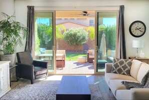 Smart TV, Netflix, streaming services, offices