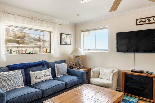 Schöne Avalon Haus + Fußweg zum Strand, Restaurants und mehr.