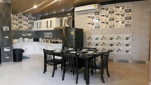 Unclassified image, 5 of 13, button - Jomtien Beach House (Sattahip)