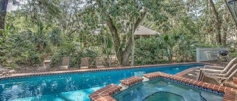 Beheizter Pool