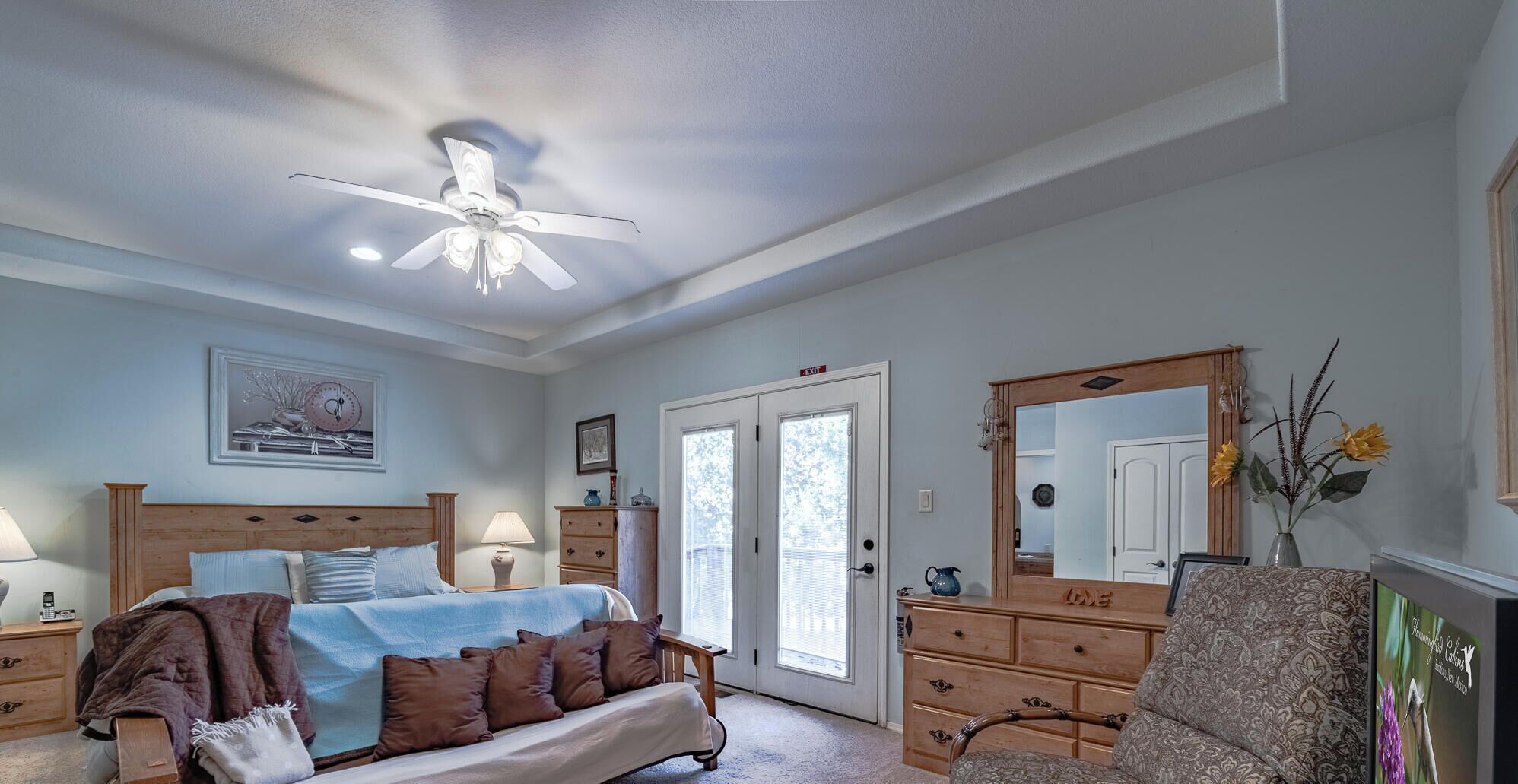 3 habitaciones, tabla de planchar con plancha y wifi gratis 