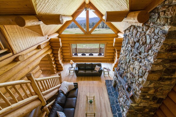 TV, fireplace, DVD player, ping pong