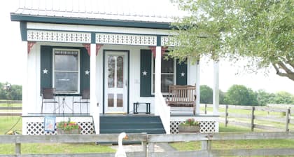 Gander's Down 1 Bedroom Ranch Amazing Cottage
