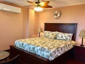 5 bedrooms, desk, free WiFi, bed sheets - Costa Rica BEACH Castle with WATERSLIDE, WATERFALL, 2 Pools on SANDY BEACH 12ppl (Junquillal)