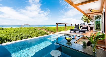 LUXURY BEACHFRONT Private 5 Bedroom Villa! DES VUES SPECTACULAIRES! INFINITY POOL BAR