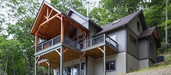 Rustic Timber | 5-Bedroom Pet Friendly Black Mountain Retreat with Views