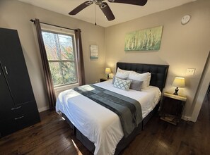 2 bedrooms, iron/ironing board, travel crib, free WiFi