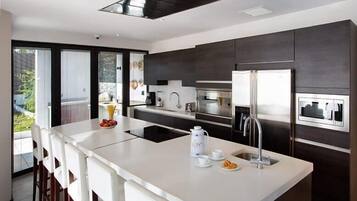 Micro-ondes, lave-vaisselle