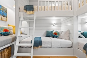 4 bedrooms, iron/ironing board, free WiFi, bed sheets
