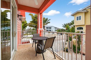Outdoor dining - Westwinds Paradise | Private Pool | Steps from the sand (Indian Rocks Beach)