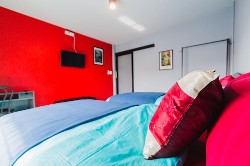 Chez Pom @ 9のチェンマイ中心部にあるプライベートアートギャラリーに滞在