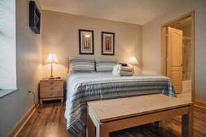 2 多间卧室、办公桌、熨斗/熨衣板、免费 WiFi