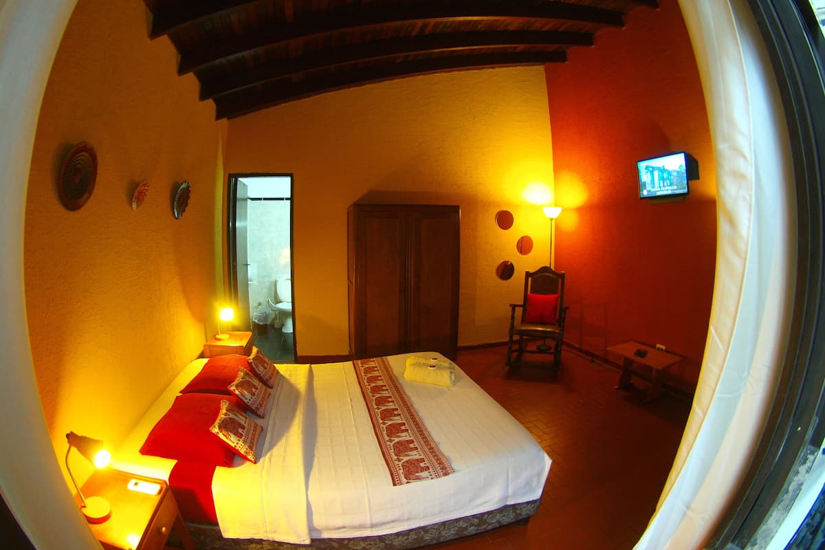 Wifi gratis y ropa de cama