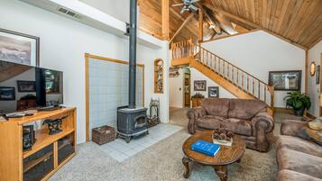 TV, DVD player, books, video library