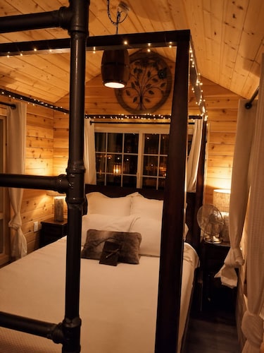 Treehouse Place at Deer Ridge Featured top 10 USA
