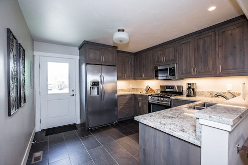 Incredible 4 bedroom home right in downtown Whitefish!!! Ac for hot days.