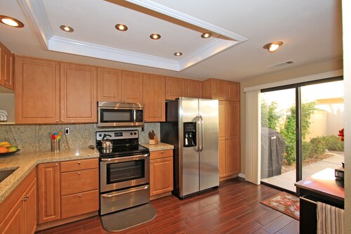 191LQ PGA WEST LA QUINTA -KORUT TPC-STADIUMKURSSIN Spekkulaarinäkymiin