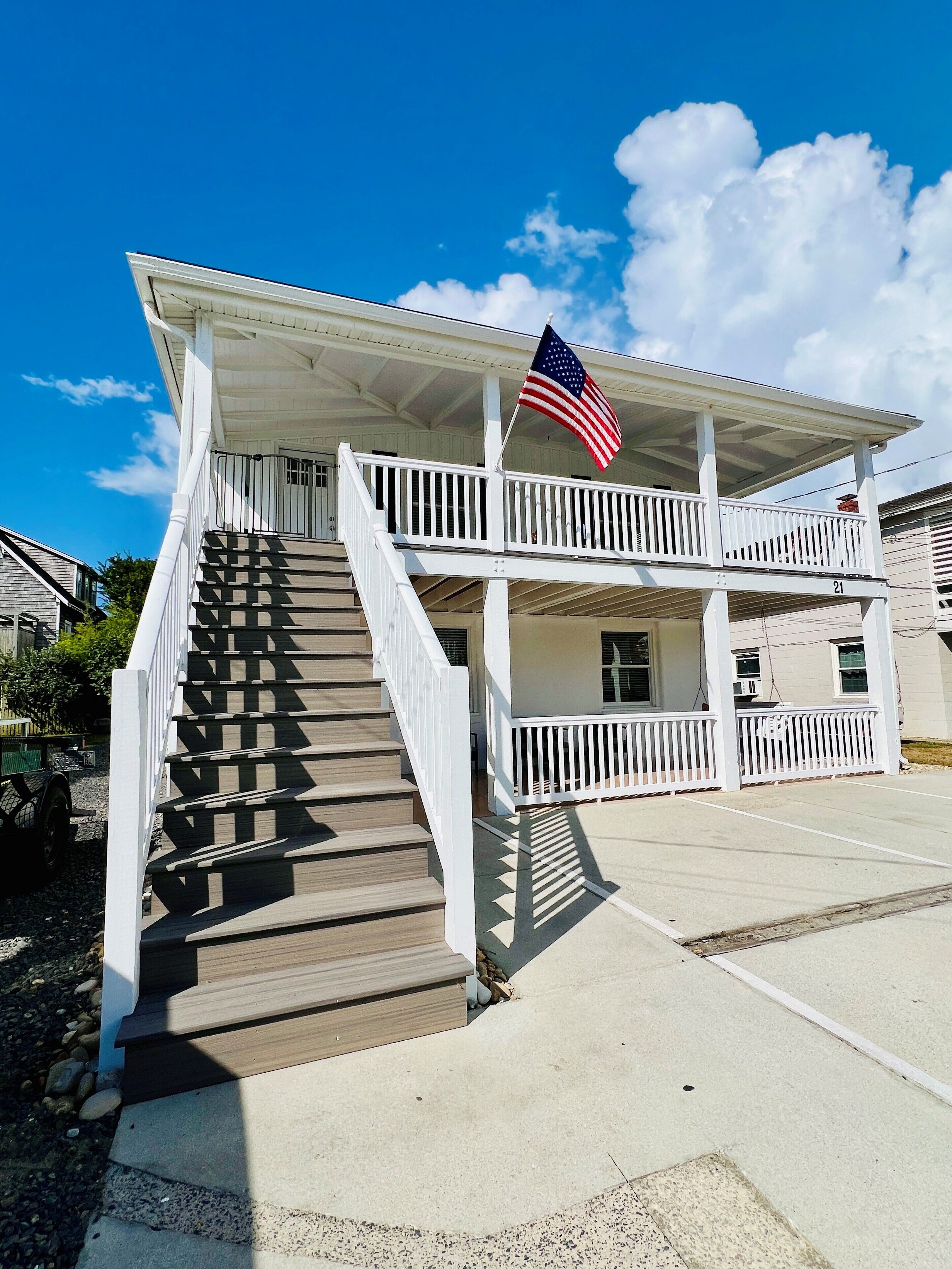 Wonderful 3 bedroom lower level duplex