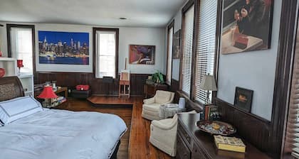 Loft Near Perfect North Slopes, The Ark, Creation, and Hoosier Museums, Casinos