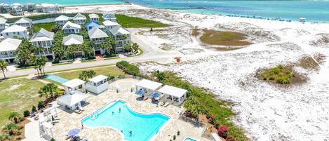 屋外プール、温水プール