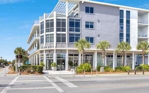 Exterior - Mellow Yellow -  Seagrove Beach Home With Private Pool Close To Beach (Santa Rosa Beach)