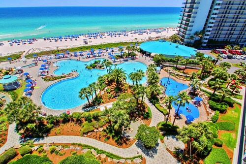 Luxurious, Upscale Condo with Spectacular Gulf View!