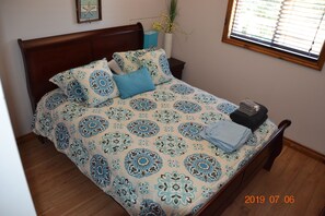 4 bedrooms, free WiFi, bed sheets