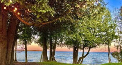 Private Lakefront Paradise | 200’ Shoreline • Boats, Games & Family Fun