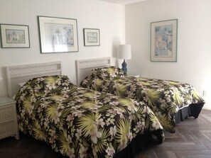 Room - Blind Pass Condos at Bowman's Beach C103 on beautiful Sanibel Island (Sanibel Island)