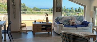 Villa Elloise er leilighet med luksuriøst privat basseng i Mondello