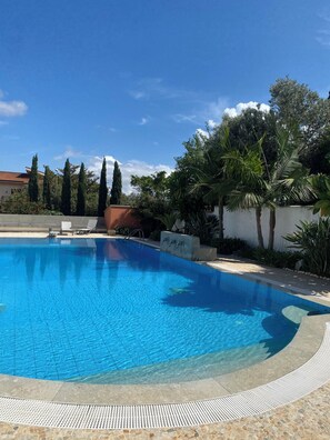 Outdoor pool - Villa Elloise's Apartment with Luxury Private Pool in Mondello (Palermo)
