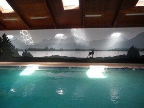 Innenpool, beheizter Pool