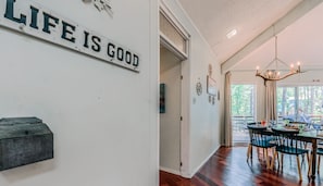 Dining - Cedarside Cabin K9 Friendly | Pine-Scented Getaway w/ Hot Tub & Wraparound Deck (Ruidoso)