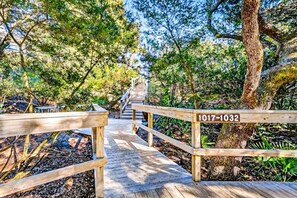 Property grounds - 1031 Captain Court Beautiful, Ocean Front Condo on the Omni Resort!! (Fernandina Beach)