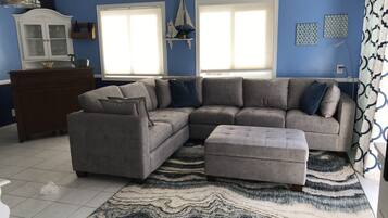 Televisión y chimenea