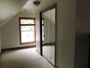 Interior - Century Cottage-PERFECT for Mayo & downtown visitors! (Rochester)