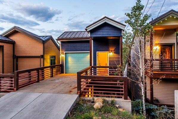 Luokittelematon kuva, 1 kautta 50, painike