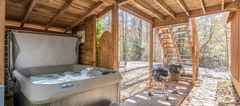 Creek Side Cottage | 1BR 1BA | Animaux acceptés | Bain à remous | Pêche à la truite