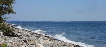 Ashgrove - Boerderij en tuinen op de Oceaan