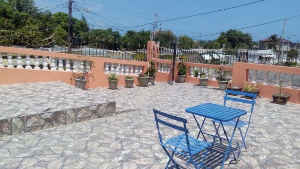 Exterior detail - Right Spot Vacation Home (Portmore)