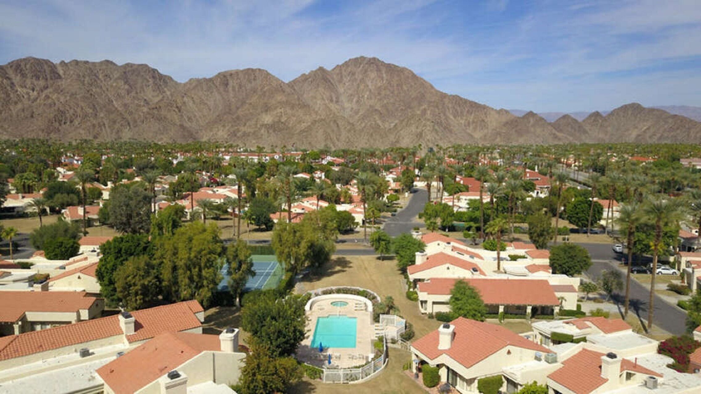 174LQ SANTA ROSA COVE 3 BEDROOM CONDO CLOSE TO COMMUNITY POOL/SPA & TENNIS COURTS