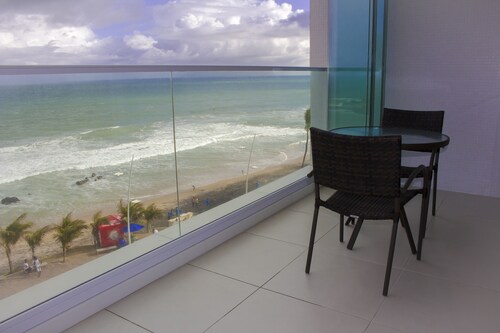 Apt. Furnished for the season in front of Barra Beach.