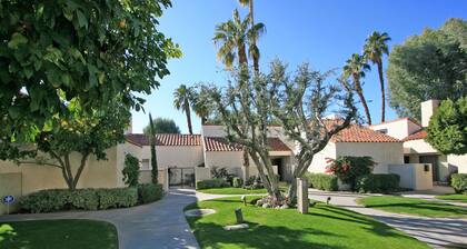 018RM 1 BR 1.5 Bath Beautiful Tennis Villa Mission Hills