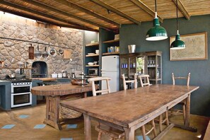 Private kitchen - Chalet de Tagaytay (Tagaytay)