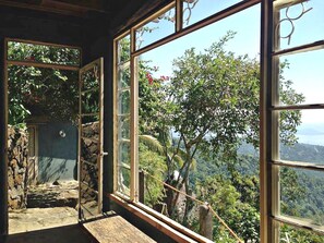 View from room - Chalet de Tagaytay (Tagaytay)