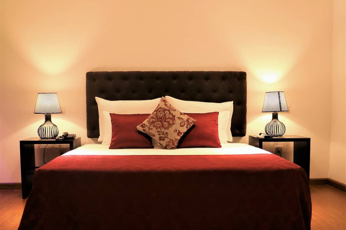 Deluxe Double or Twin Room | Premium bedding, in-room safe, individually decorated