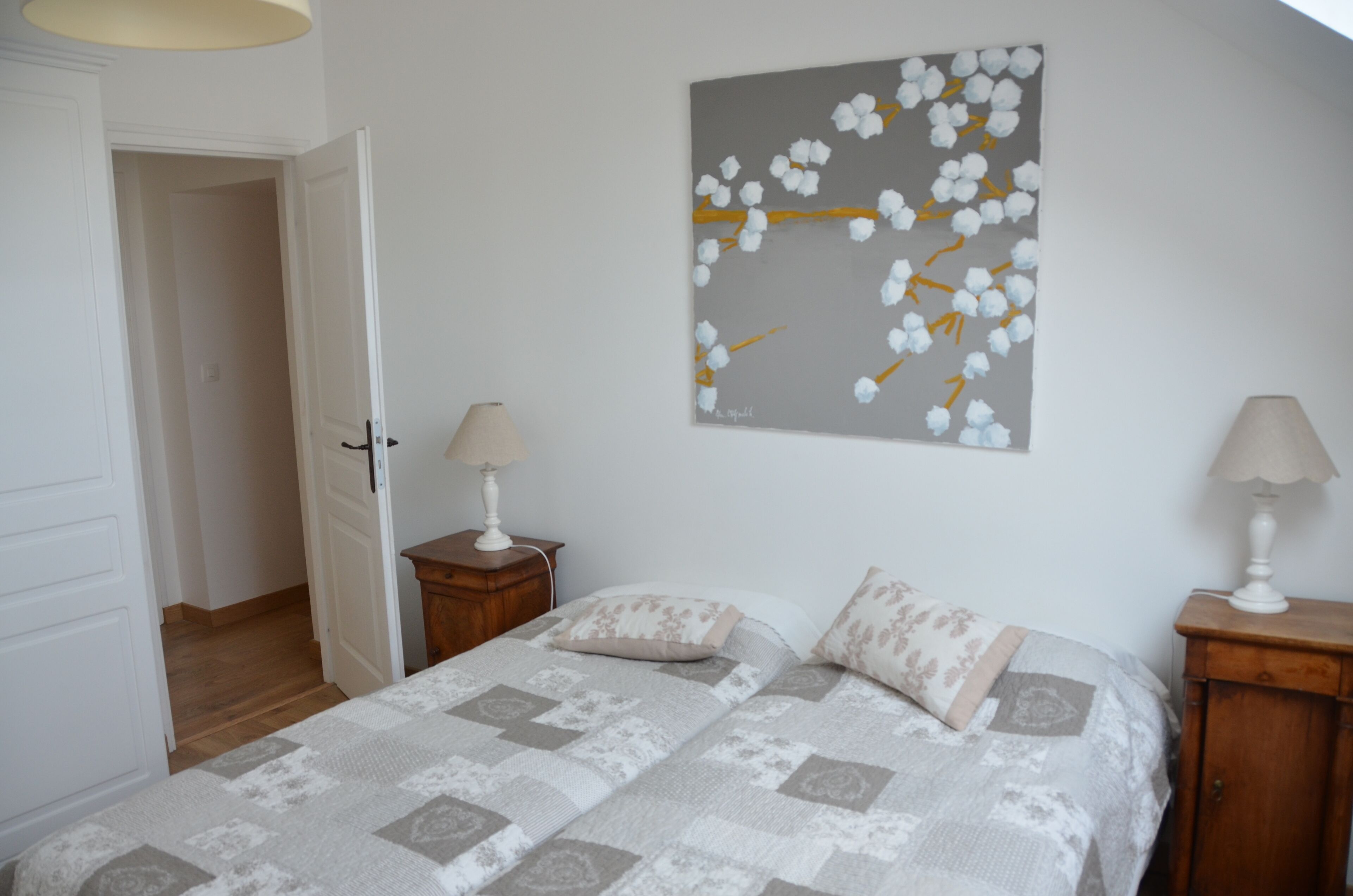 5 bedrooms, iron/ironing board, travel crib, WiFi