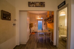 Dining - A cà da Susi IT011015C2A278A658 four steps from the city center and the 5Terre (La Spezia)