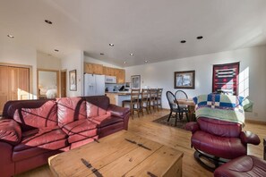 Televisión, oficina