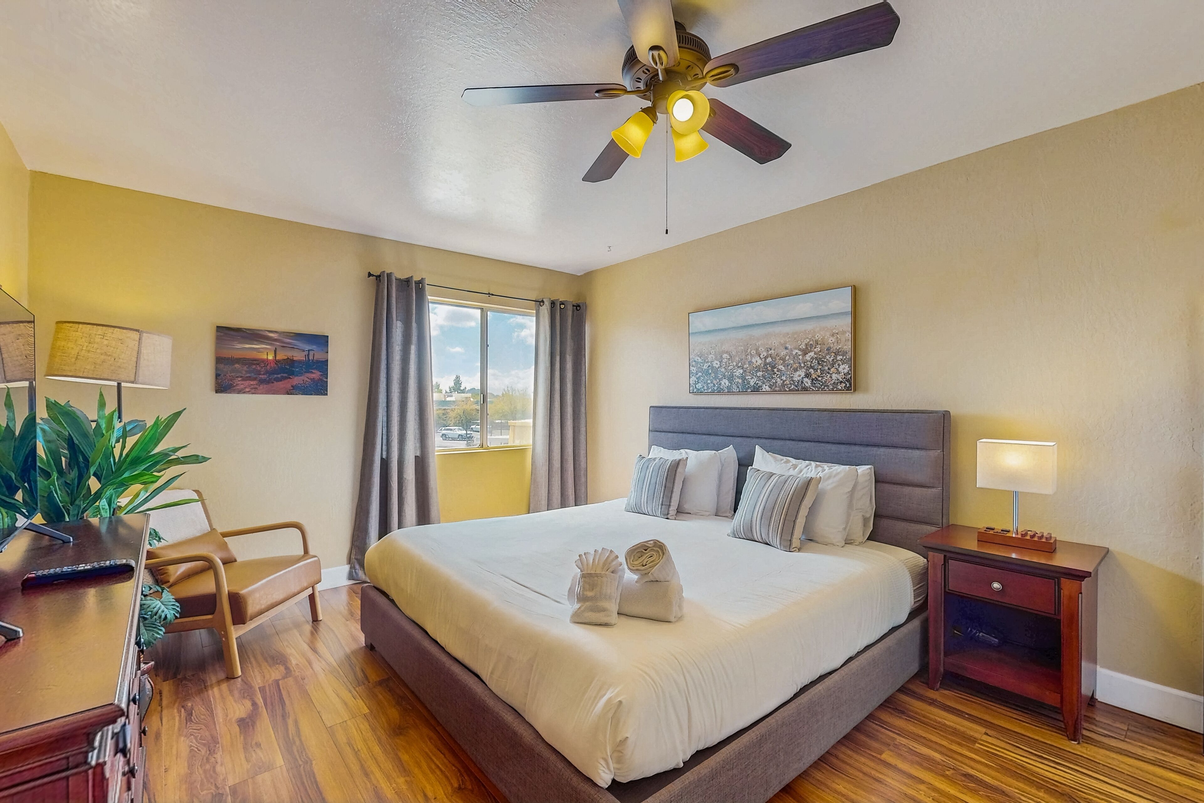 1 chambre, fer et planche à repasser, accès Internet, draps fournis